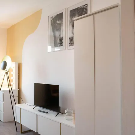 Jungle & Orange Box - - Appartement